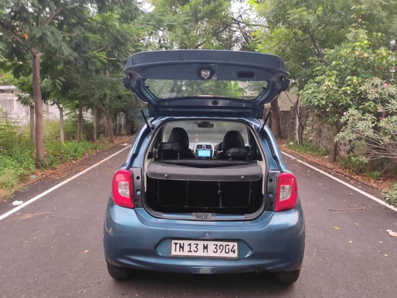 2018 Nissan Micra XV CVT AT Petrol