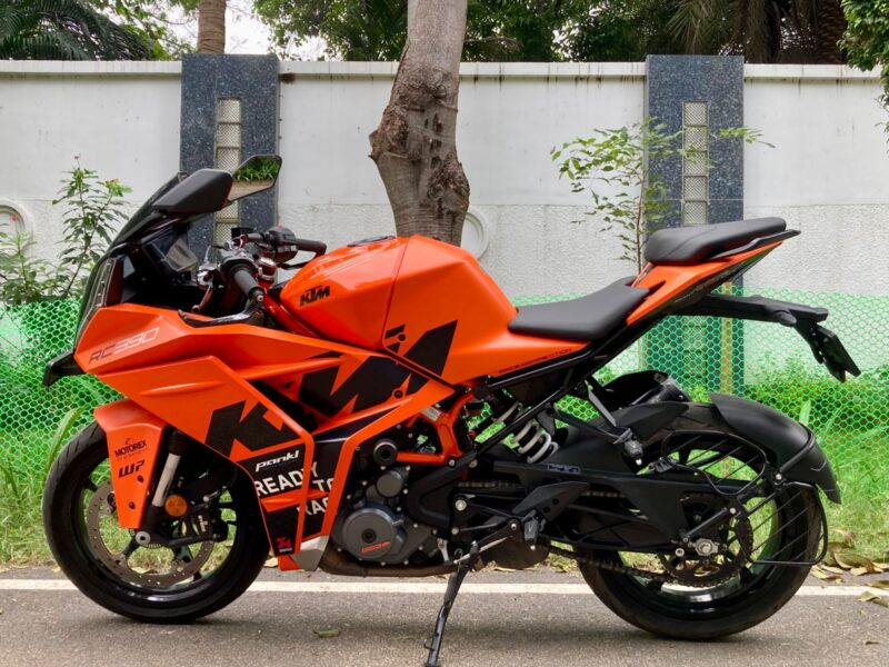 KTM RC 390 (GP Edition) 2024 August