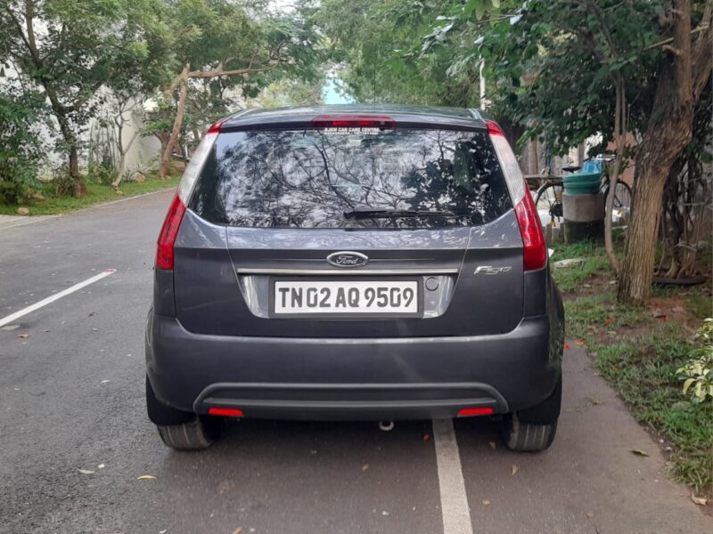 2011 Ford Figo Petrol
