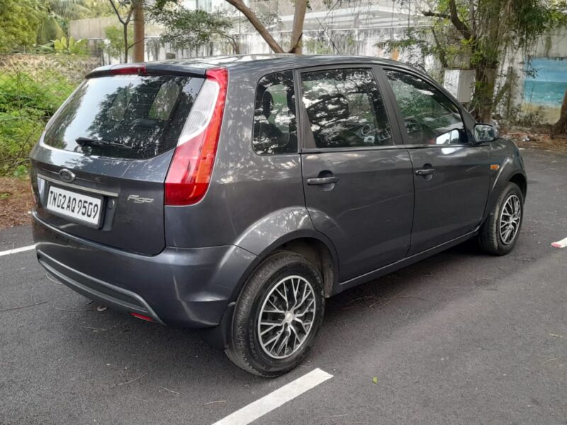 2011 Ford Figo Petrol