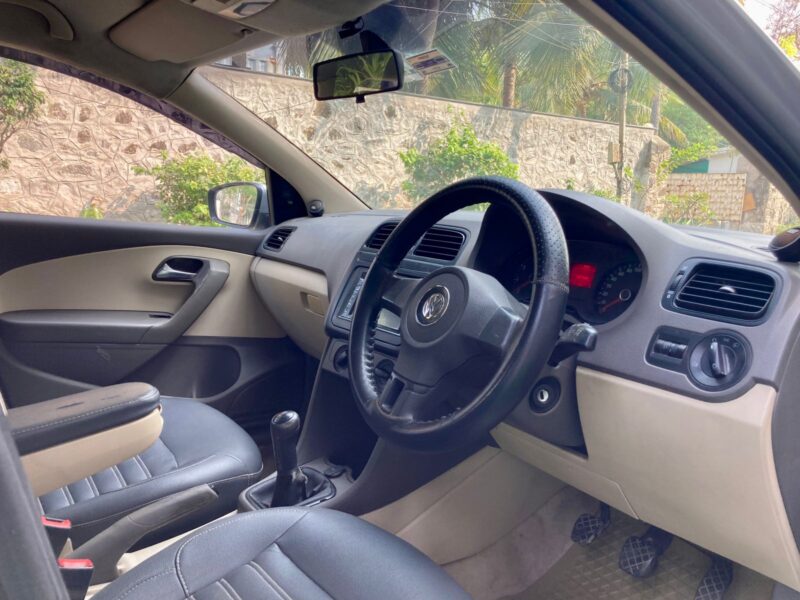 2012 VW Vento Trendline (Petrol) White