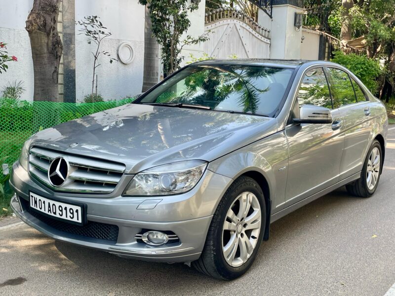 2011 Dec Mercedes Benz C200 Avantgarde (Petrol)