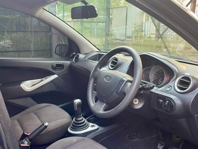 2012 Ford Figo Petrol