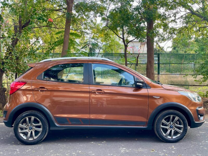 2018 Ford Freestyle Titanium Plus (Petrol)