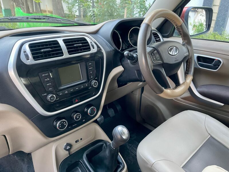 2016 June Mahindra TUV 300 T8 (Diesel)