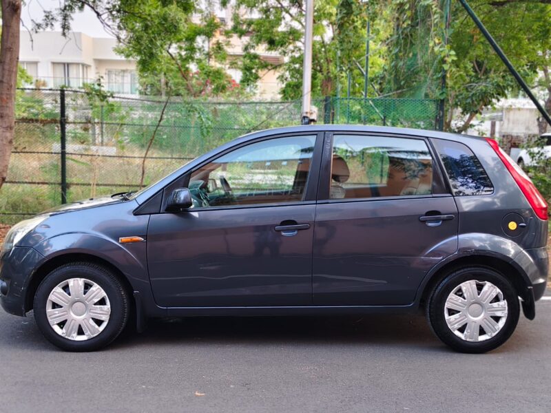2010 Ford Figo Zxi Petrol