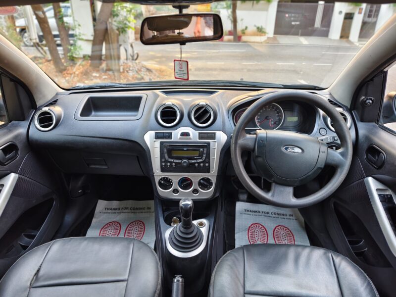 2010 Ford Figo Zxi Petrol