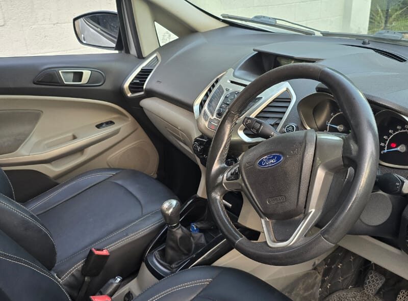 2016 Ford Ecosport Titanium MT (Petrol)