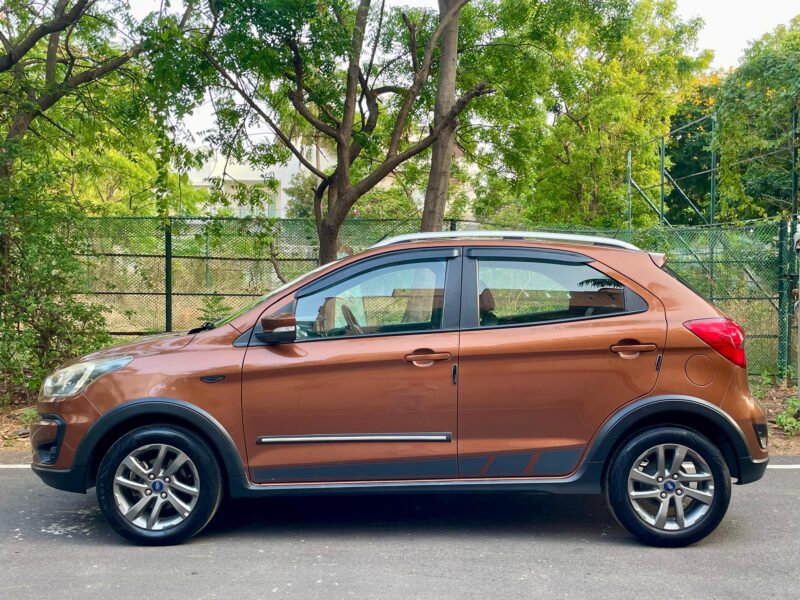 2019 Ford Freestyle Titanium Plus MT (Petrol)