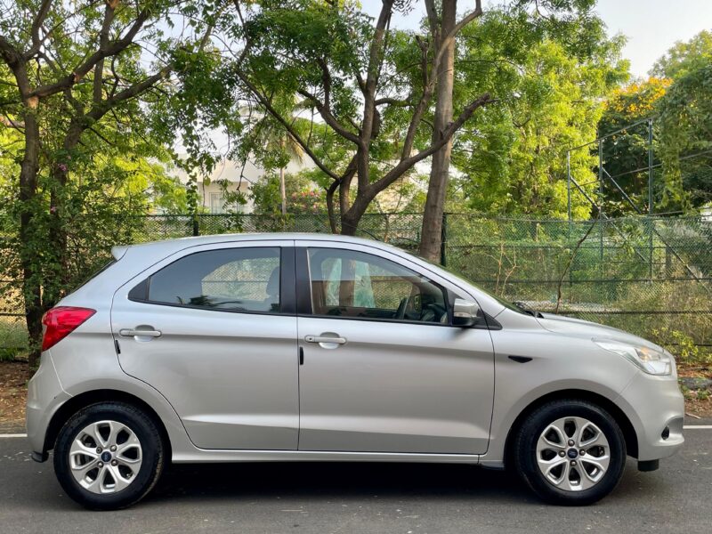 2017 Ford Figo Titanium Plus MT (Petrol)