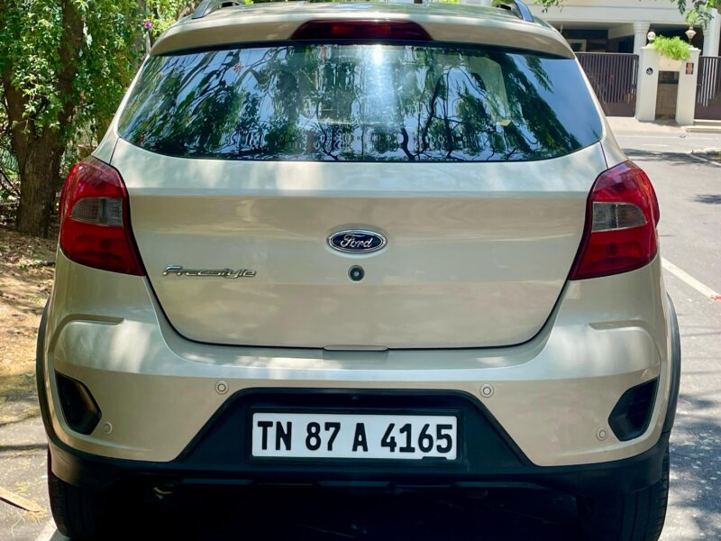 2018 Ford Freestyle Trend MT (Petrol)