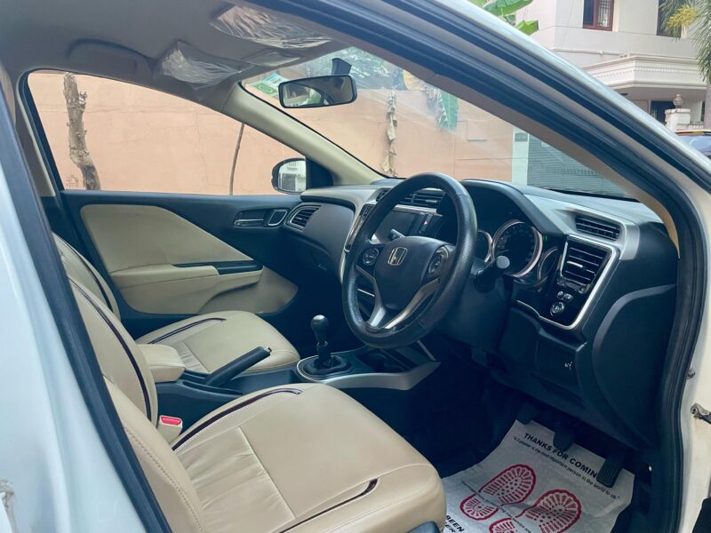 2022 September Honda City V MT (Petrol)