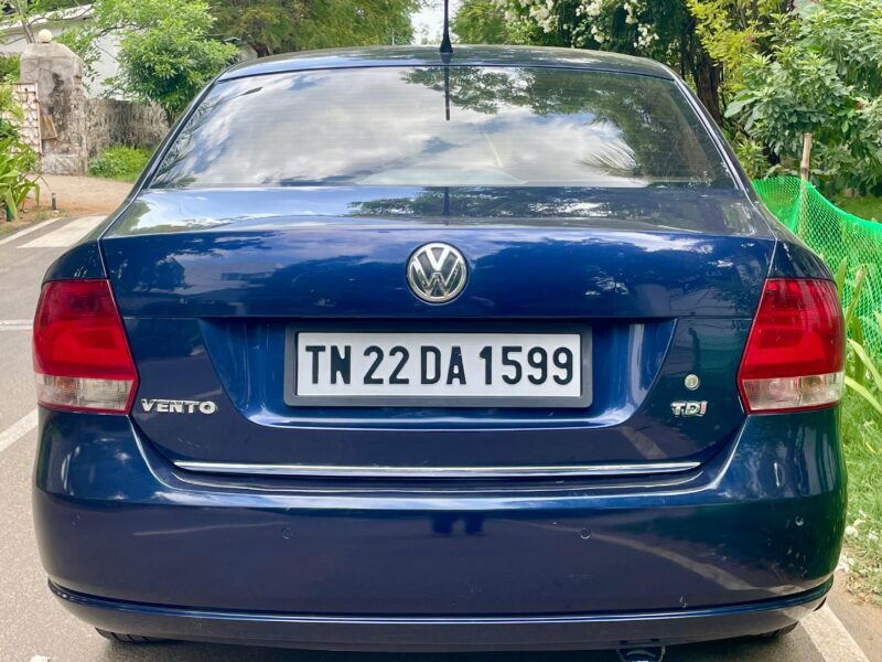 2015 June Volkswagen Vento Highline (Diesel)