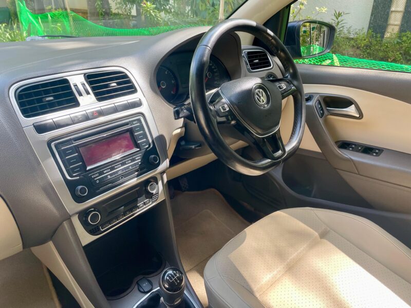 2015 June Volkswagen Vento Highline (Diesel)