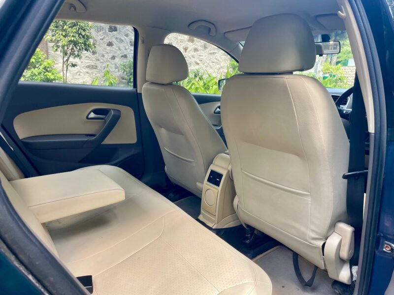 2015 June Volkswagen Vento Highline (Diesel)