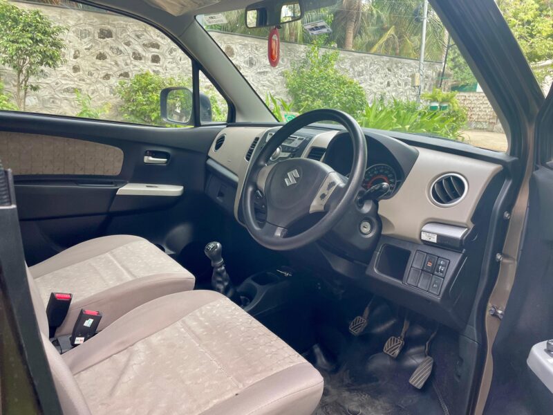 2016 Oct Maruti Suzuki Wagon R VXi (Petrol)