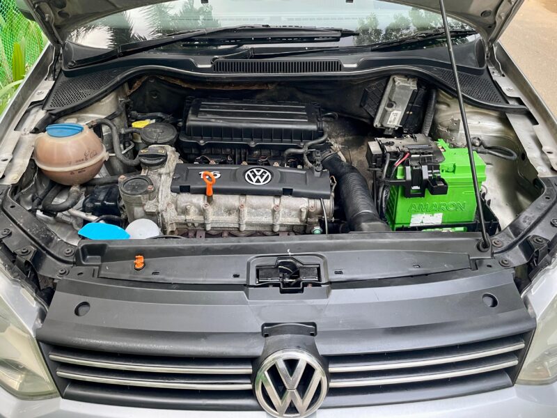 2010/2011 Reg VW Vento Trendline (Petrol)
