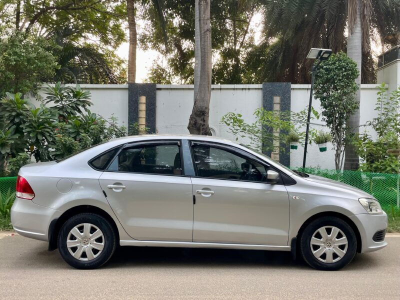 2010/2011 Reg VW Vento Trendline (Petrol)
