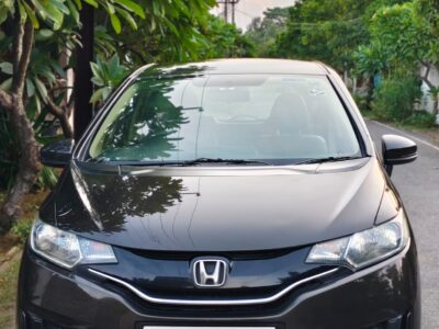 2016 HONDA JAZZ SV(Petrol)