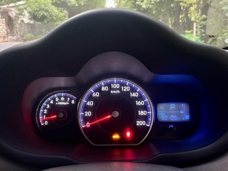 2012 March Hyundai i10 SPORTZ AT (Petrol)