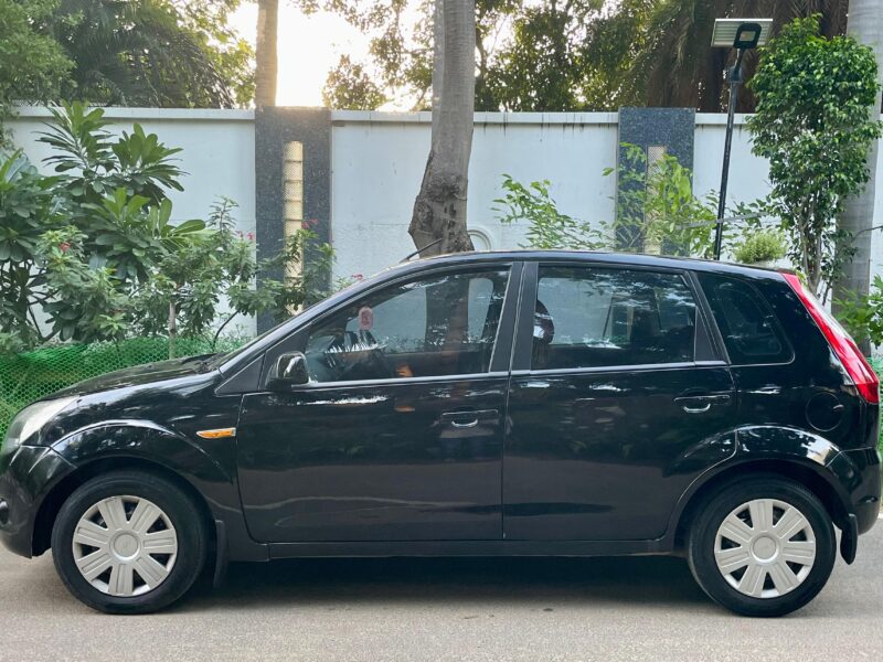2010 July Ford Figo ZXi (Petrol)