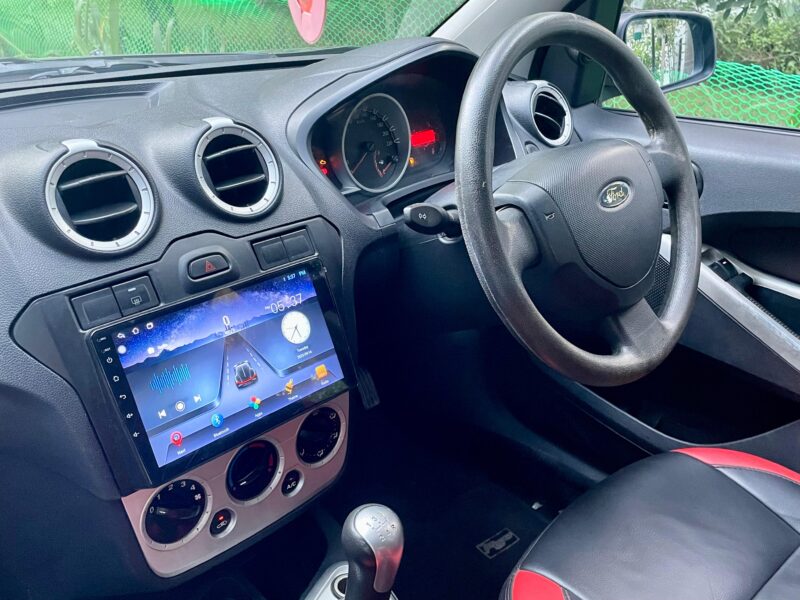 2010 July Ford Figo ZXi (Petrol)