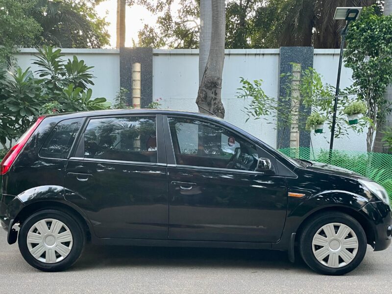 2010 July Ford Figo ZXi (Petrol)