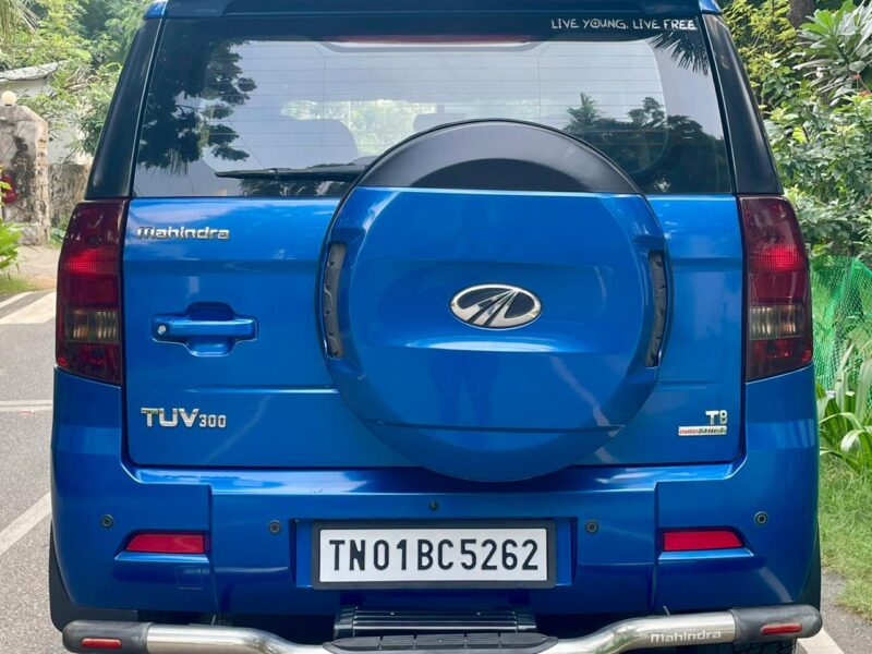 2017 June Mahindra TUV 300 T8 AS (Diesel)