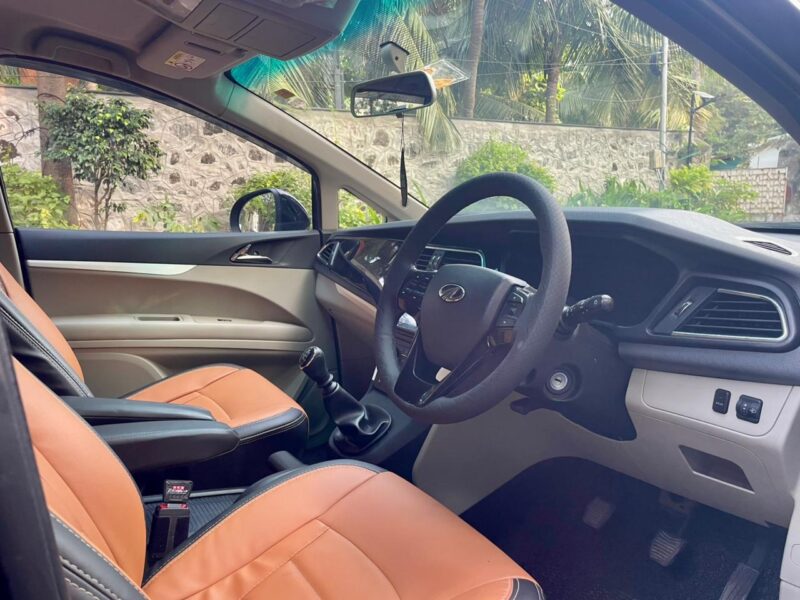 2018/2019 Jan Mahindra Marazzo M6 (Diesel)