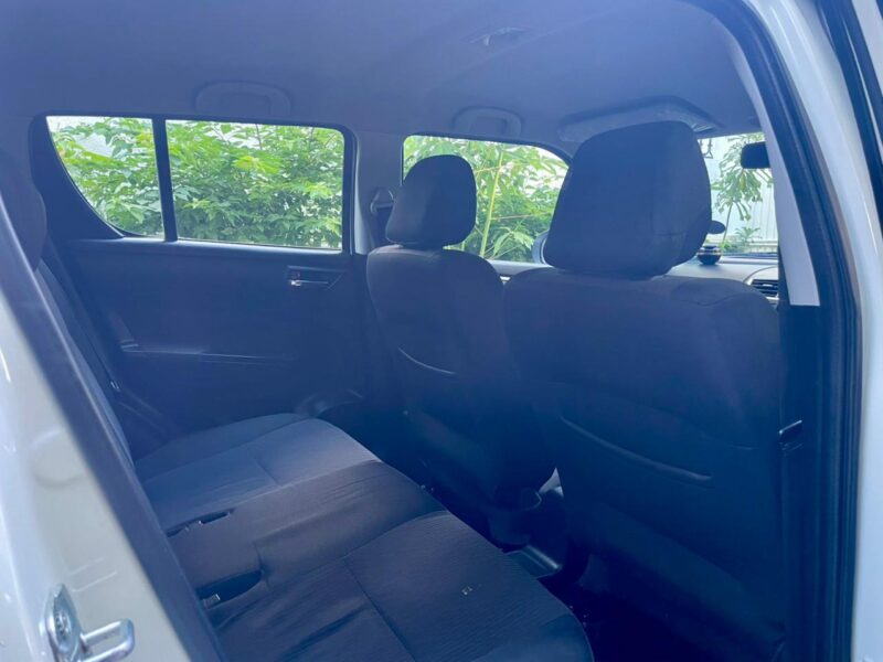 2015 Maruti Suzuki Swift VXI (Petrol)