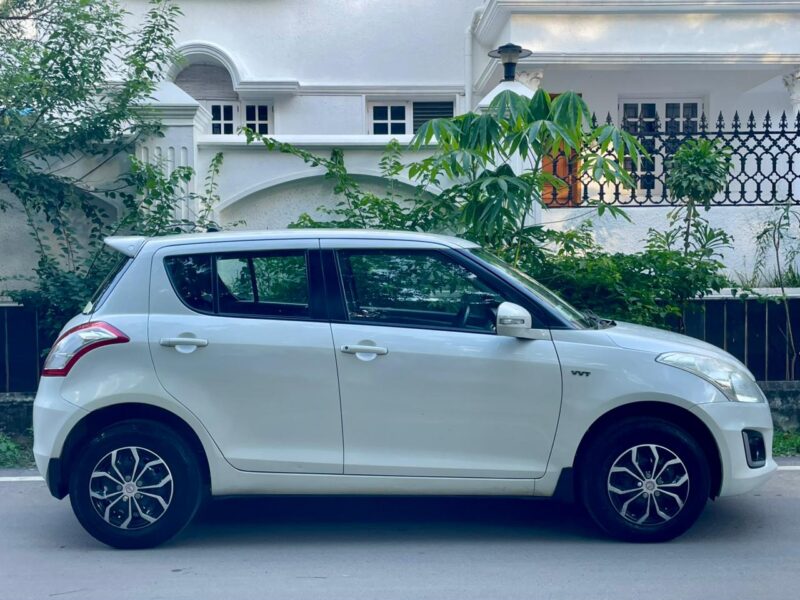2015 Maruti Suzuki Swift VXI (Petrol)