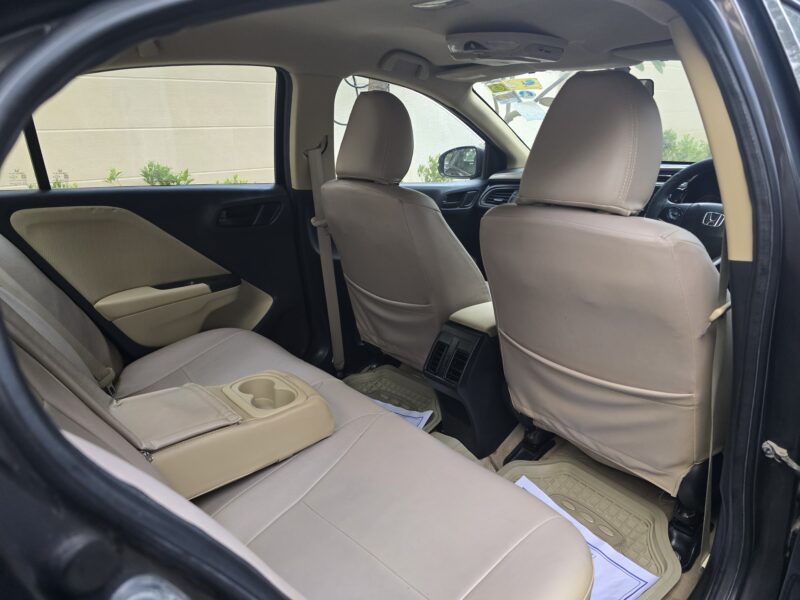 2016 JUNE HONDA CITY SV(Petrol)