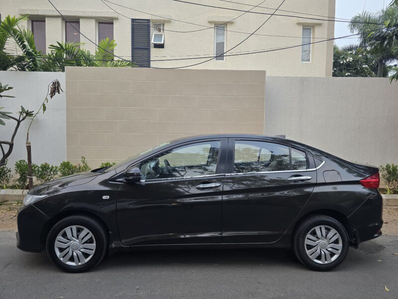 2016 JUNE HONDA CITY SV(Petrol)