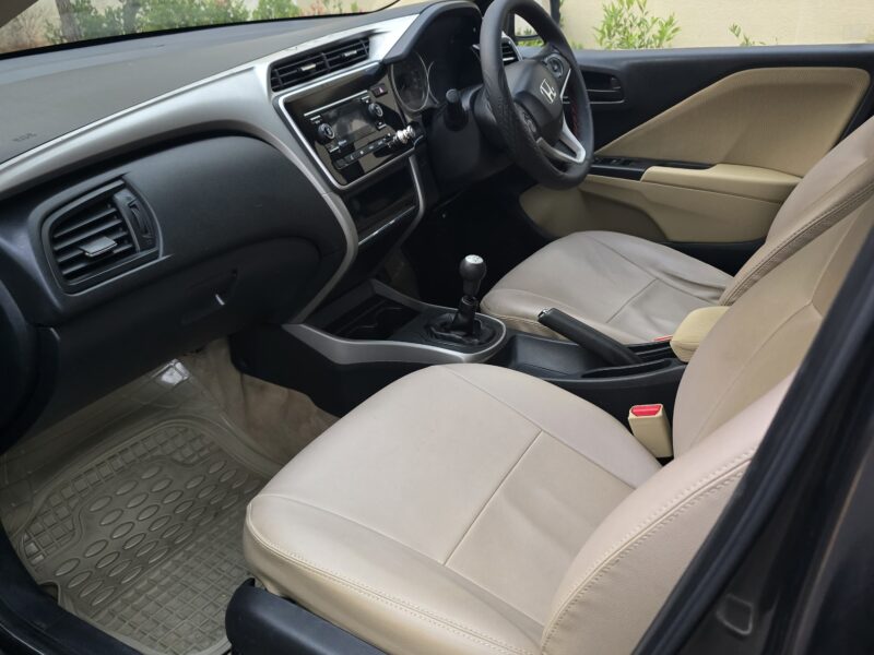 2016 JUNE HONDA CITY SV(Petrol)