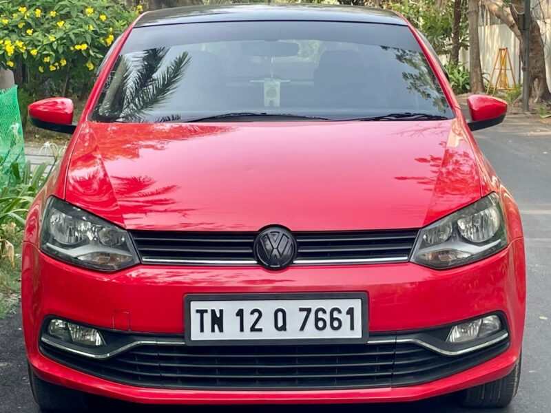 2016 Oct Volkswagen Polo Highline Plus (Petrol)
