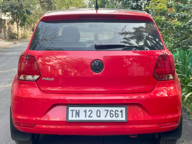 2016 Oct Volkswagen Polo Highline Plus (Petrol)