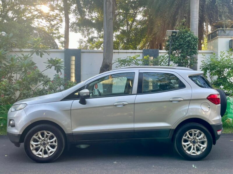 2016 April Ford Ecosport Titanium (Diesel)