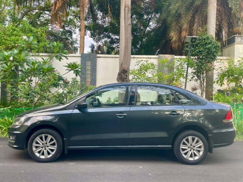 2016 Aug VW Vento Highline Plus AT (Diesel)