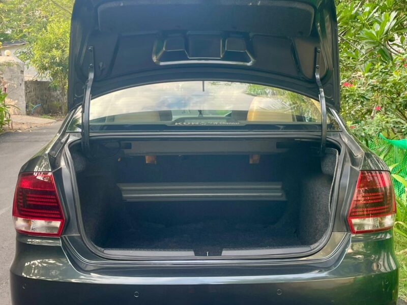 2016 Aug VW Vento Highline Plus AT (Diesel)