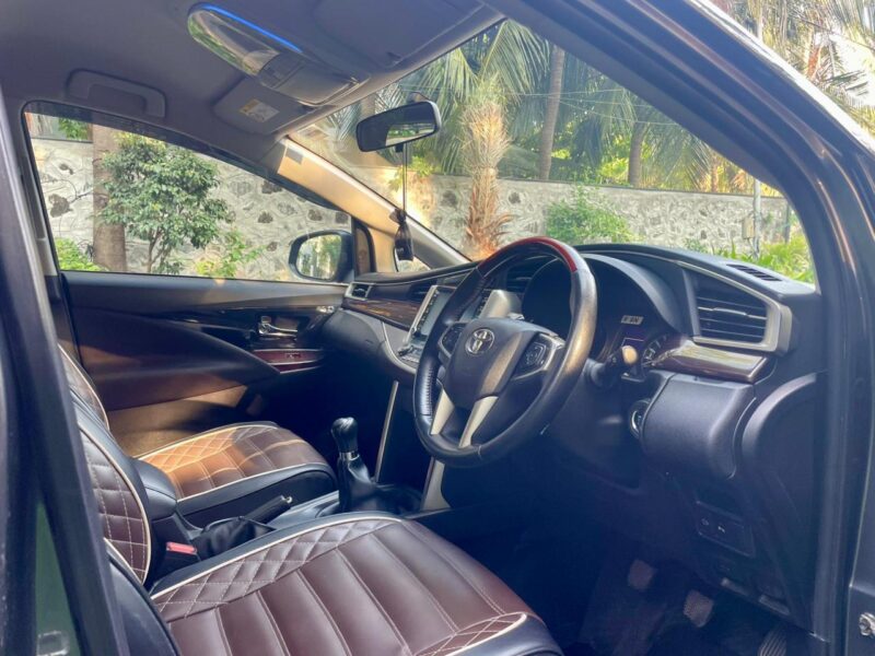 2022 June Toyota Innova Crysta V (Diesel)