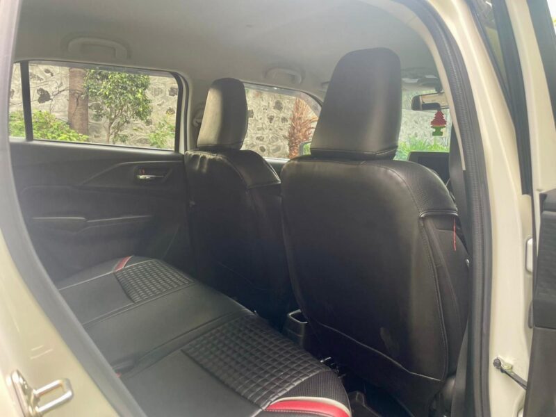 2025 Aug Maruti Suzuki Swift VXi(O) AT (Petrol)