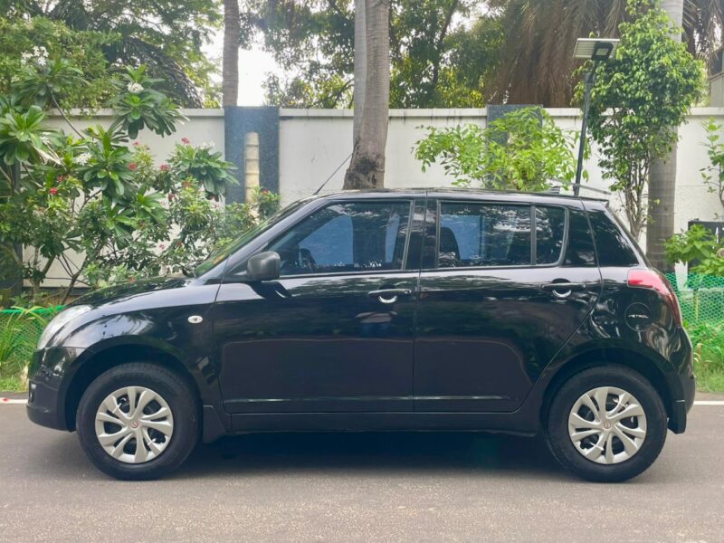 2008 July Maruti Suzuki Swift LXi (Petrol)
