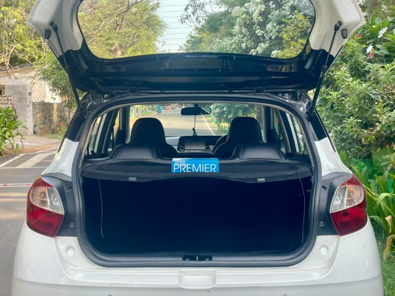 2021 Jan Hyundai Grand i10 Nios SPORTZ Dual Tone (Petrol MT)