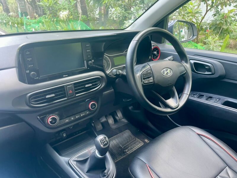 2021 Jan Hyundai Grand i10 Nios SPORTZ Dual Tone (Petrol MT)