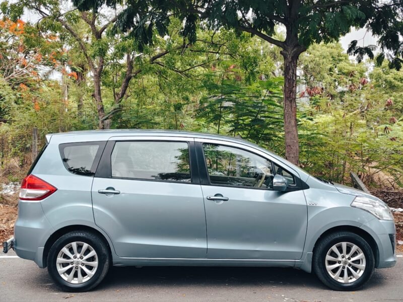 2015 June Maruti Suzuki Ertiga ZXi (Petrol)