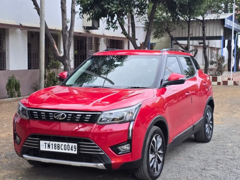 2020 September Mahindra Xuv300 W8 O Automatic (Diesel)