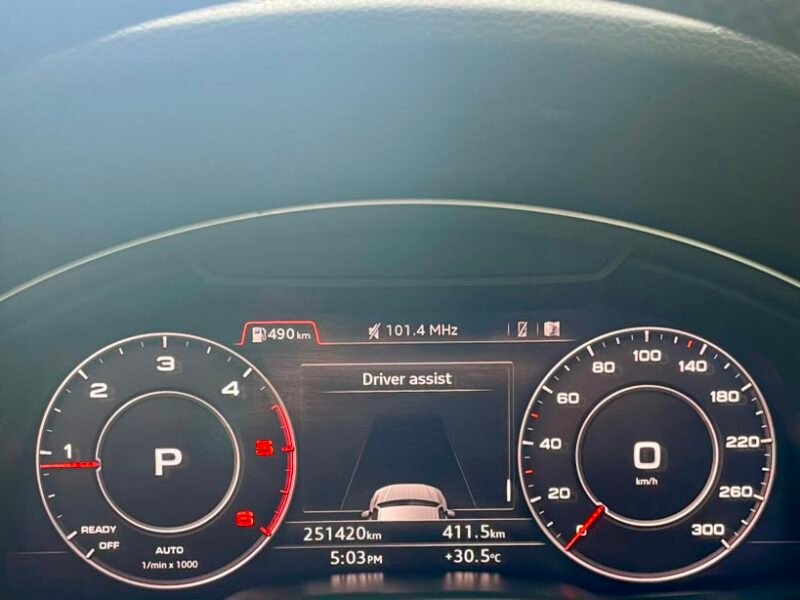 2019 July Audi Q7 45 TDI Technology pack AT (Diesel)