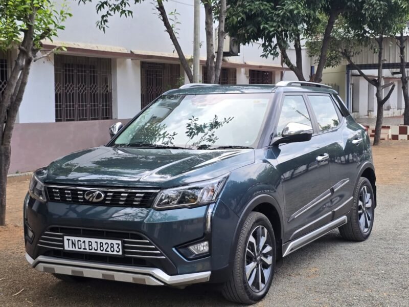 2019 JAN Mahindra Xuv300 W8 O Manual (Diesel)