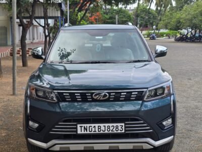 2019 JAN Mahindra Xuv300 W8 O Manual (Diesel)