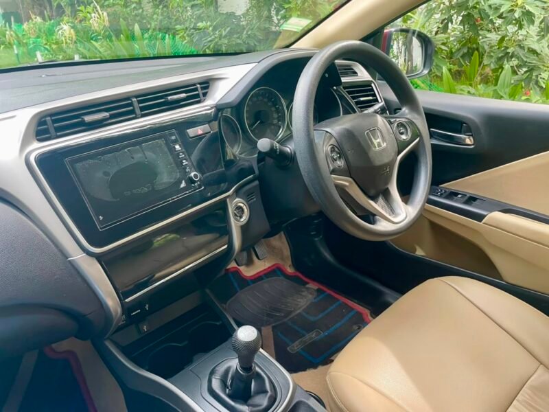 2018 December Honda City V (Petrol)